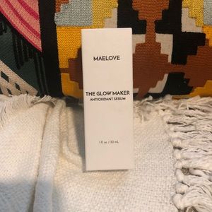 Maelove The Glowmaker Serum